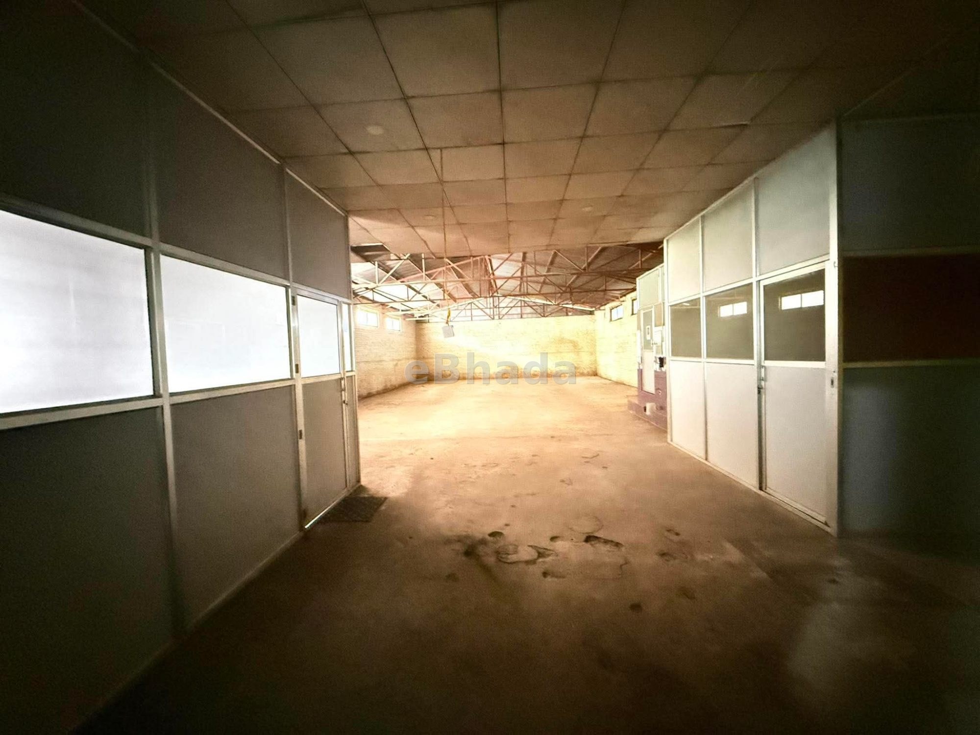 Godam space available for rent at nayathimi ss chock